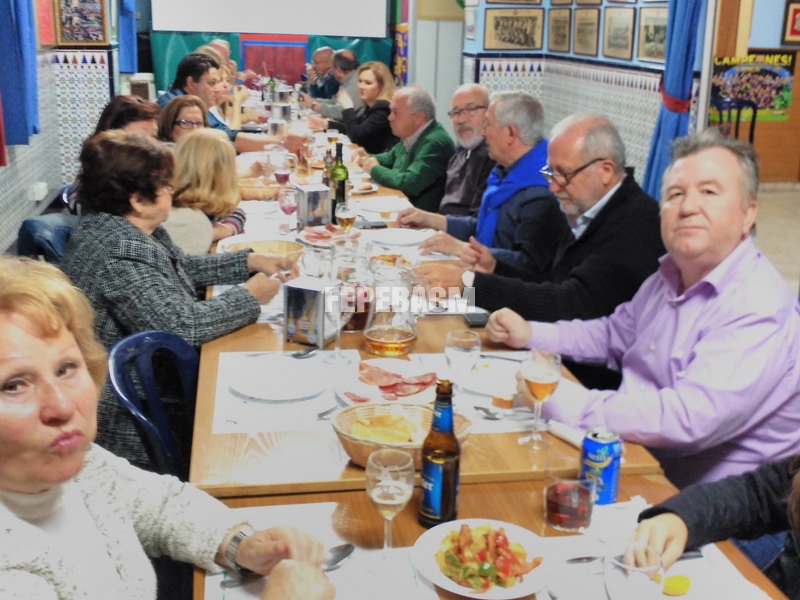Gran ambiente peñístico en la comida de hermandad de socios de la P.B. de Málaga