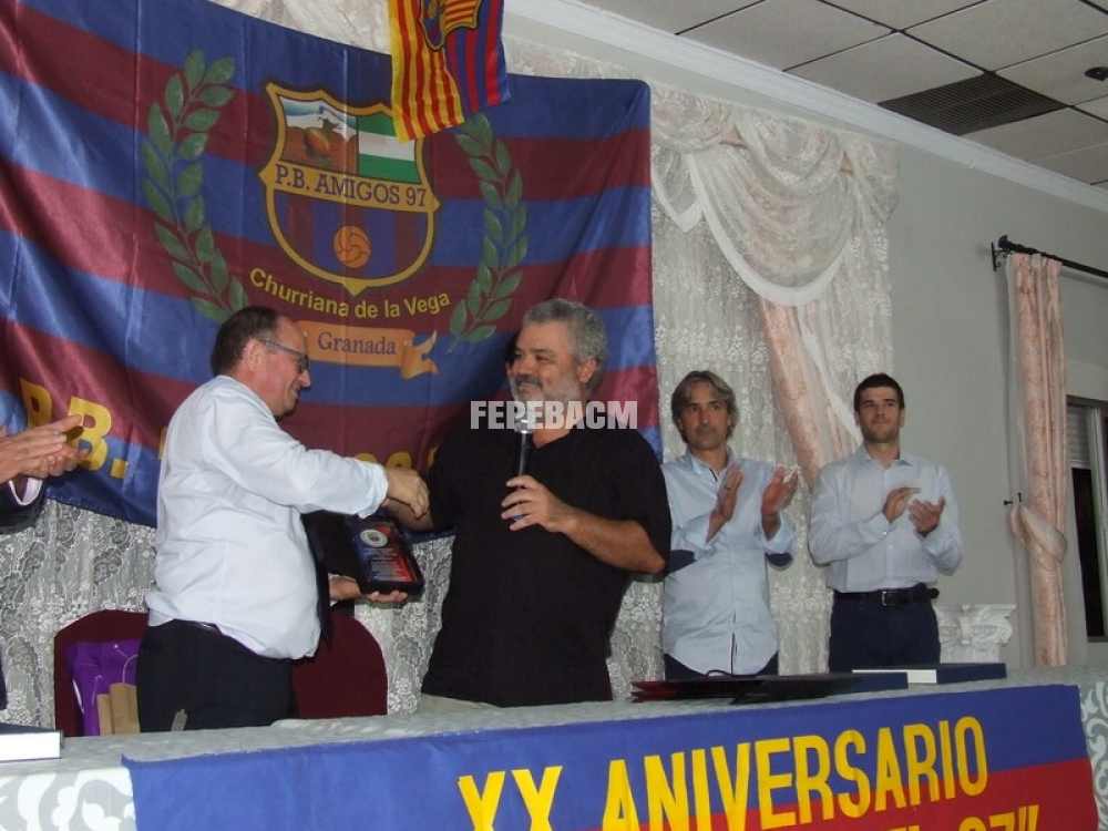 Espectacular ambiente en el XX Aniversario Peña Barcelonista 'Amigos del 97'